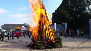 どんど焼き