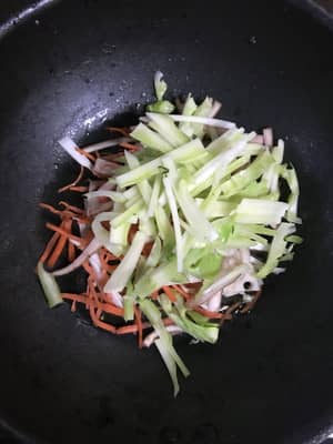 ブロッコリーの芯のきんぴら