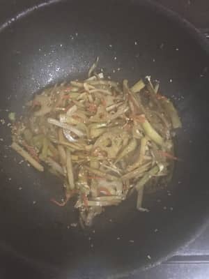 ブロッコリーの芯のきんぴら